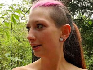 Hot_Svenja Porno Video: SPERMAWALK im Wald